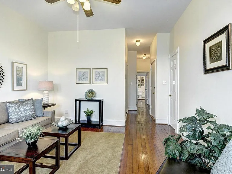 408 Seward Sq SE #7 — Photo 7