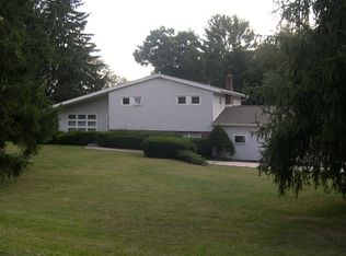 111 Circle Dr, Lock Haven, PA 17745