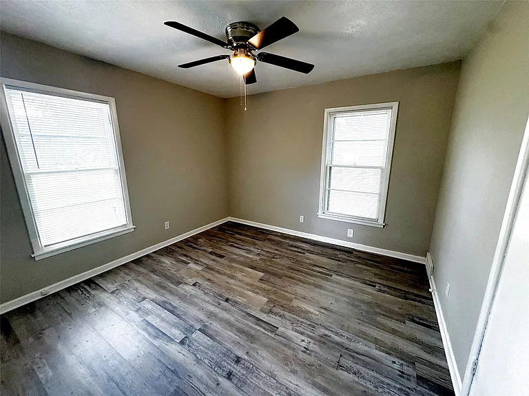 1824 Provine St — Photo 16