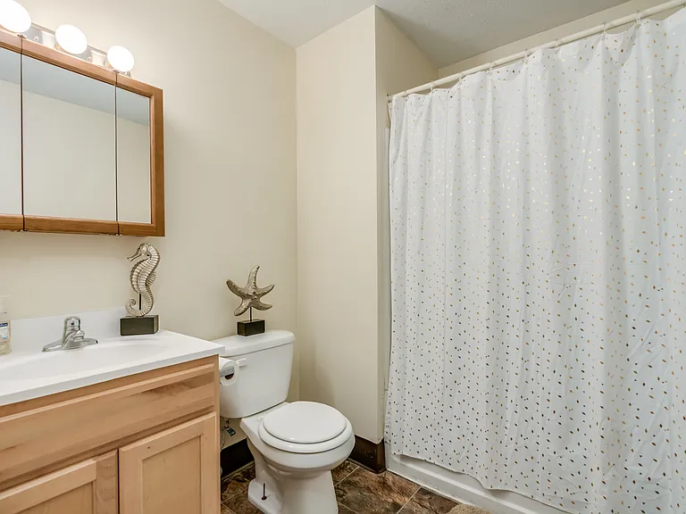 A fresh space to start and end your day