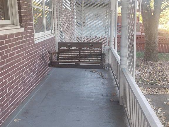 5th image of 815 E Central Ave