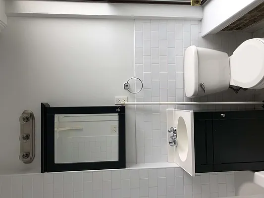 Rented by Compass | media 29