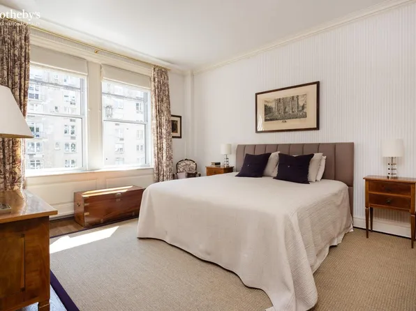 930 Park Avenue image 9 of 17