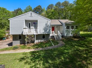 6500 Chickasaw Dr, Douglasville, GA 30135