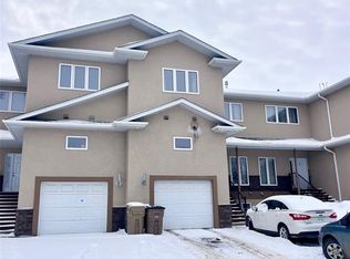211 20th St W #2, Prince Albert, SK S6V4G5