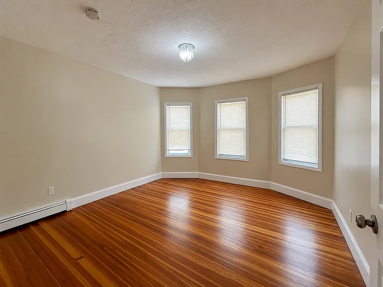 12 Crowell St #2 — Photo 10