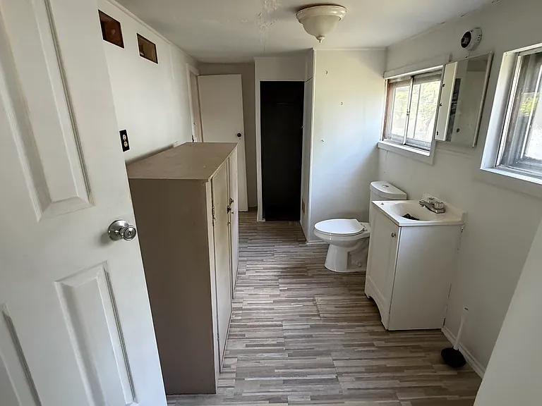 10 Wilton Cir — Photo 9