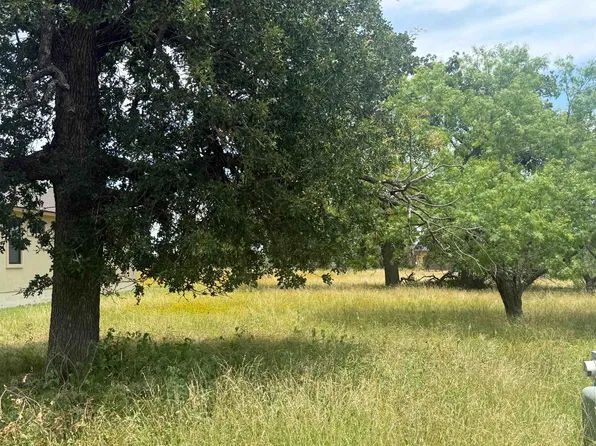 302 Lakawana, Horseshoe Bay, TX 78657