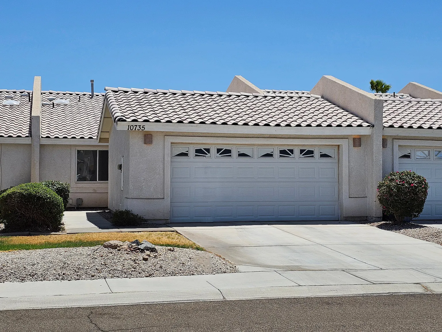 2 bed, 1200 sqft, $1,250 — Photo 1
