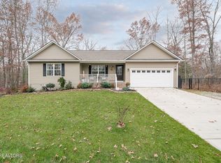 3410 Warpath Dr, Crossville, TN 38572
