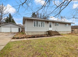 432 Coventry Rd, Hoyt Lakes, MN 55750