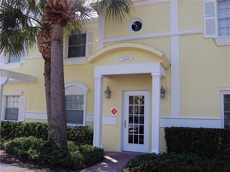 1st image of 204 Pompano Dr SE APT C