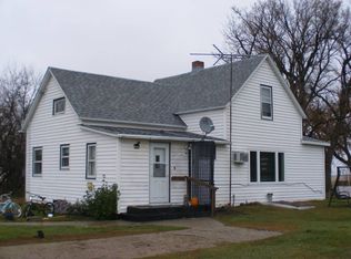 5091 27th Ave NE, Rugby, ND 58368