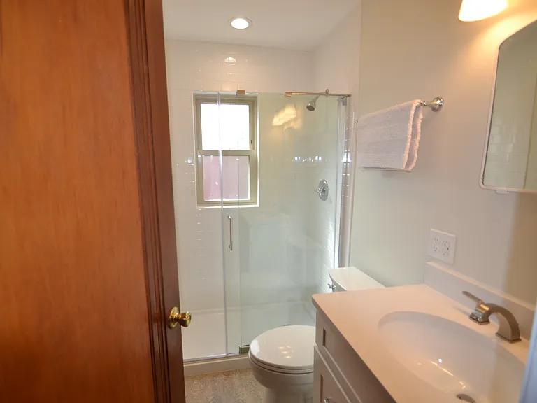 6938 Home St #3 — Photo 9