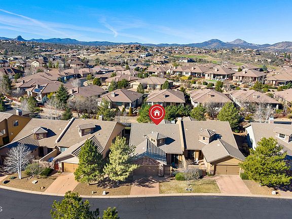 3rd image of 1242 Crown Ridge Dr
