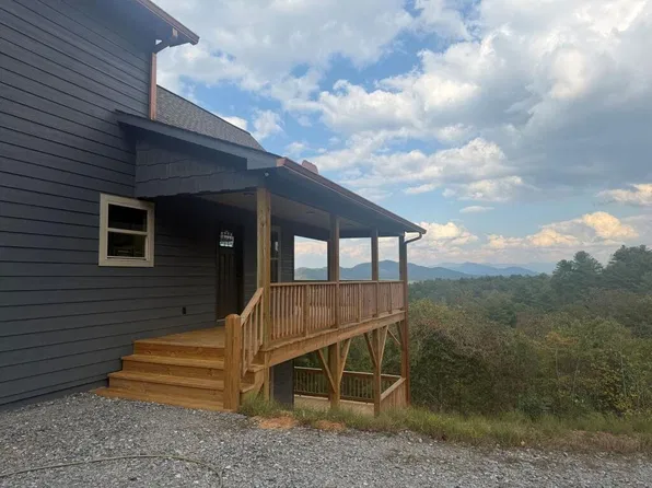 821 Point Overlook Trl, Murphy, NC 28906
