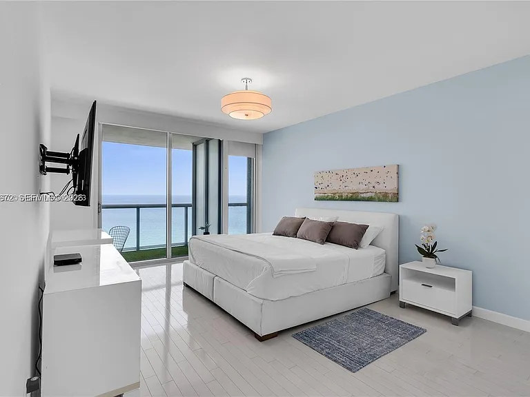 6799 Collins Ave #1602 — Photo 16