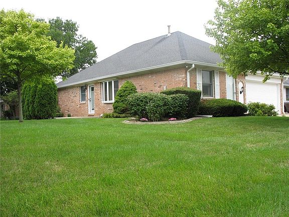 2nd image of 1322 Holiday Ln E #56