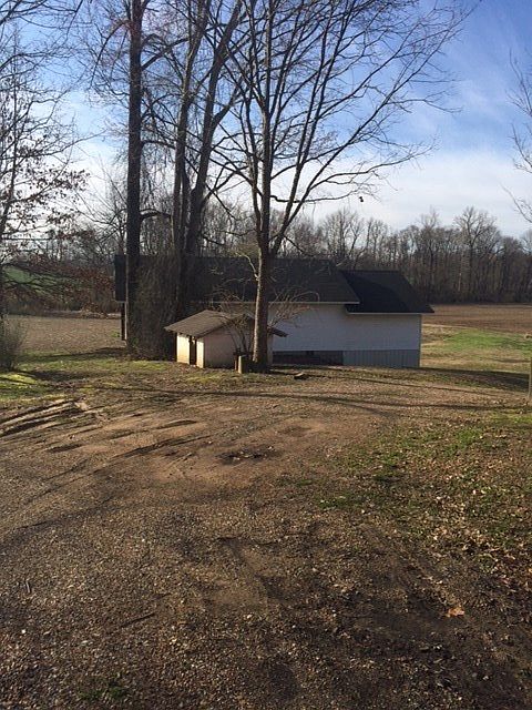 2nd image of Kelly Rd