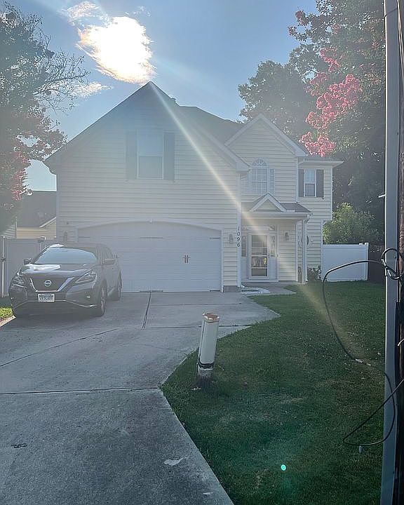 1st image of 1096 Thompkins Ln