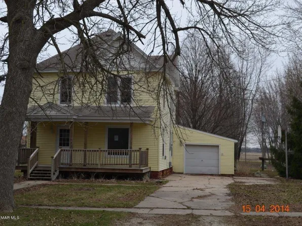 401 4th St, Lyle, MN 55953