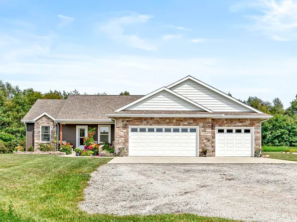 4168 Sycamore Rd, Walkerton, IN 46574