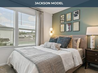 8353 Retrograde Rd, Jacksonville, FL 32256