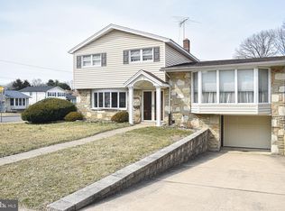 11030 Kipling Ln, Philadelphia, PA 19154