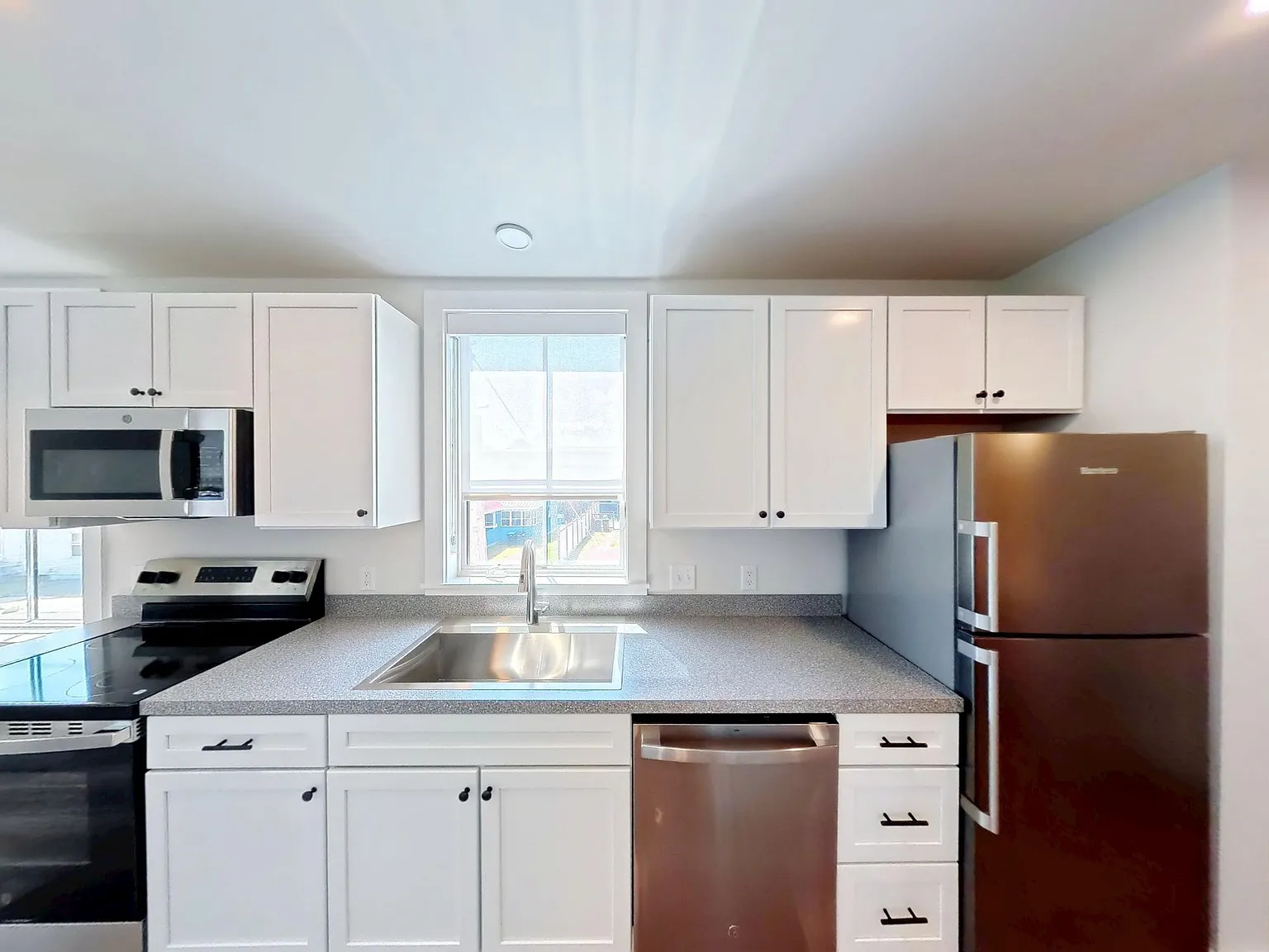 Slate House by City Properties — Photo 2