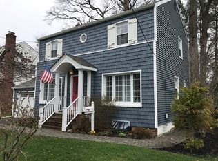 24 Kew Dr, Springfield, NJ 07081