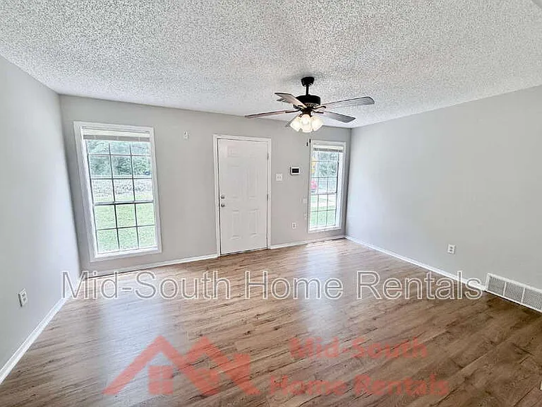 4011 Double Tree Rd — Photo 4