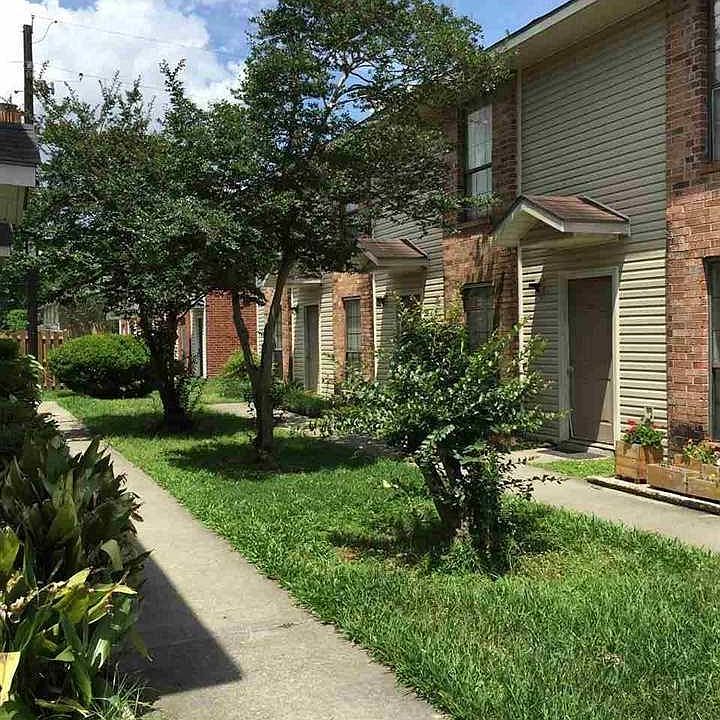 2nd image of 1690 Brightside Dr APT C