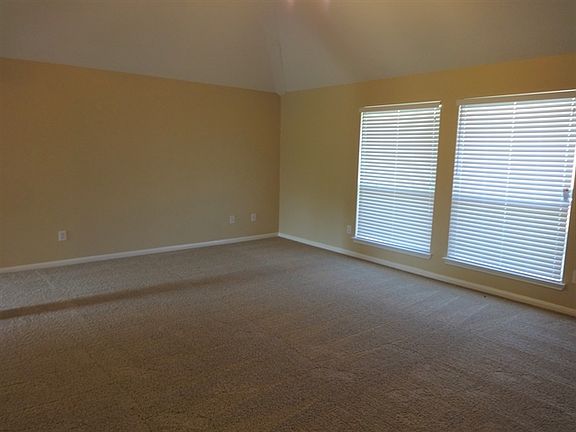 3rd image of 10823 Windfern Lakes St