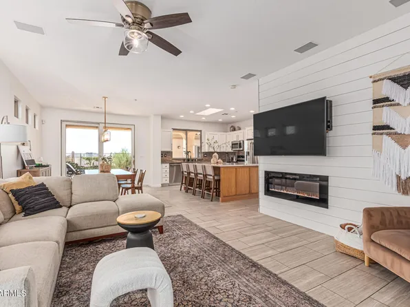 2359 W Muirfield Drive, Anthem, AZ 85086