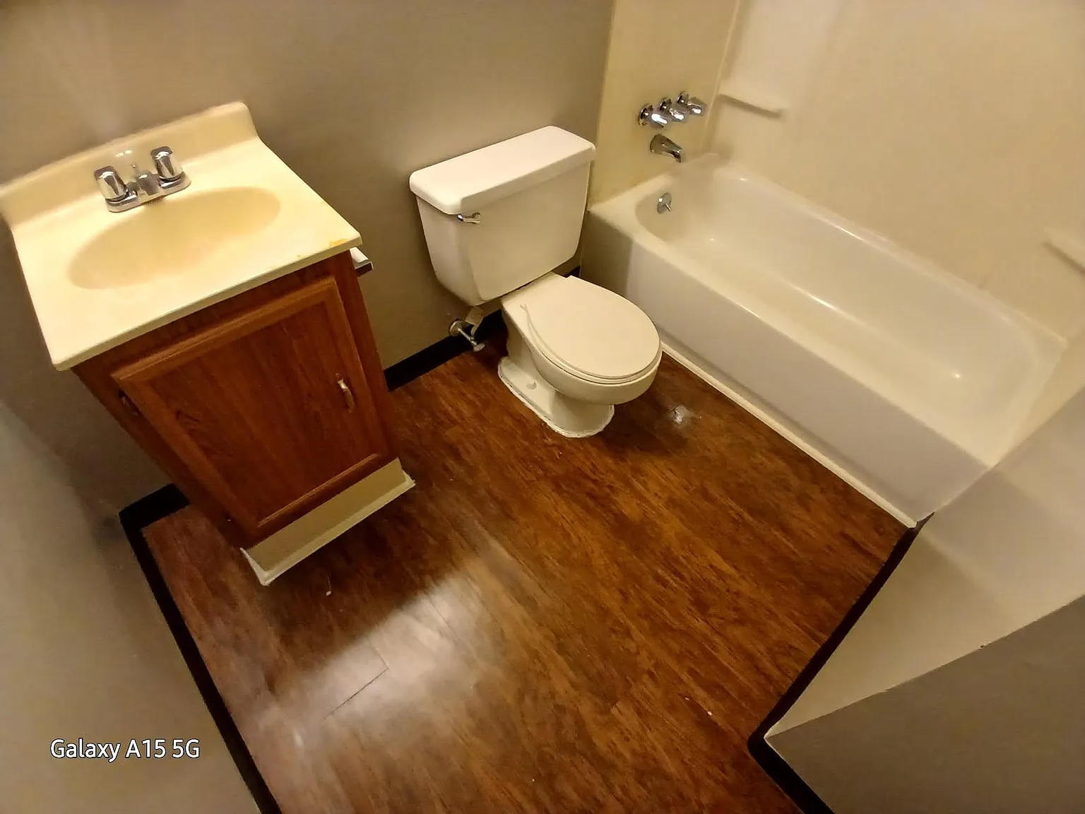 Long Meadow Apartments - C-15 — Photo 4