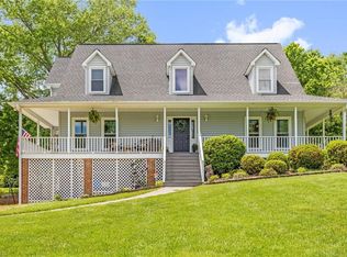 1564 Creek Bed Rd, Kernersville, NC 27284