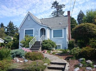 9842 45th Ave SW, Seattle, WA 98136