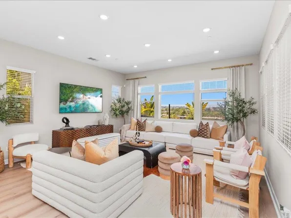 660 Westbrook Loop, San Marcos, CA 92078