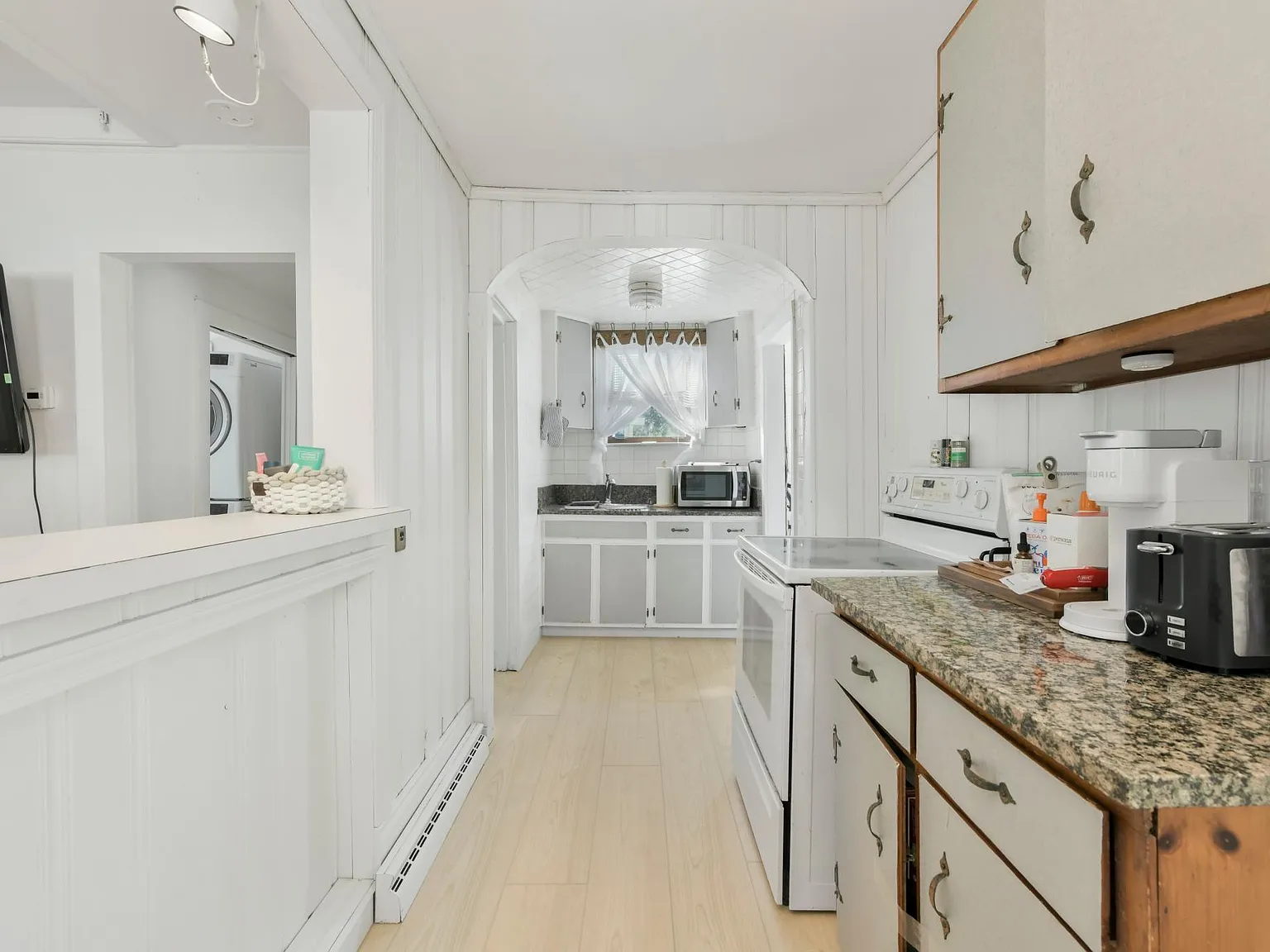 23 Tafts Ave — Photo 4