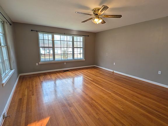 2nd image of 640 Blanton Ln