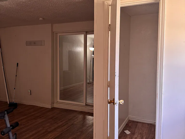 5957 Richard Dr — Photo 16