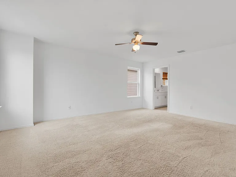 10310 Lady Bird — Photo 13
