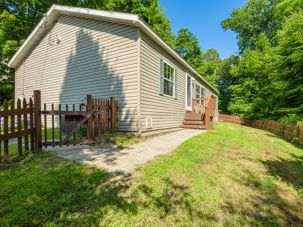 1914 Route 12, Ledyard, CT 06335