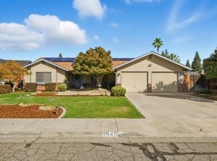 1946 E Harvard Ct, Visalia, CA 93292