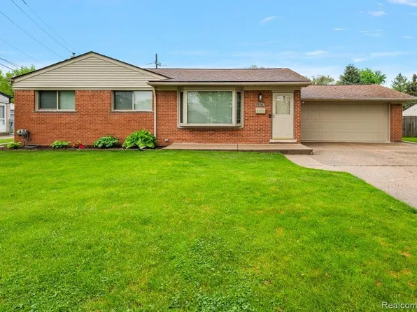 19147 Osmus St, Livonia, MI 48152