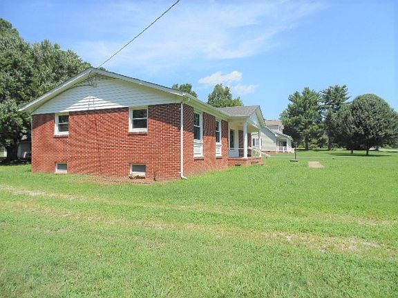 2nd image of 705 Sadler Dr