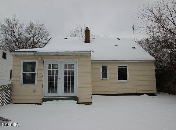 4th image of this home