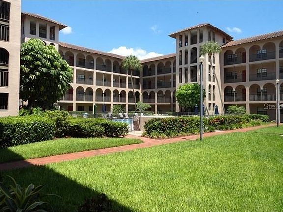 3rd image of 6100 Gulfport Blvd S APT 102