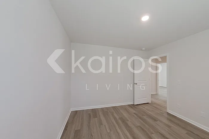 134 Inez Ave — Photo 21