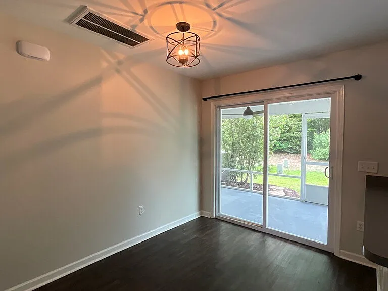 214 Sonata Cir — Photo 13